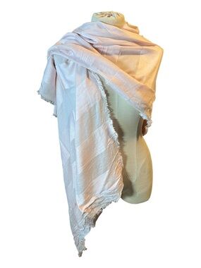 Light Pink Fringe-Trim Women’s Wrap scarf